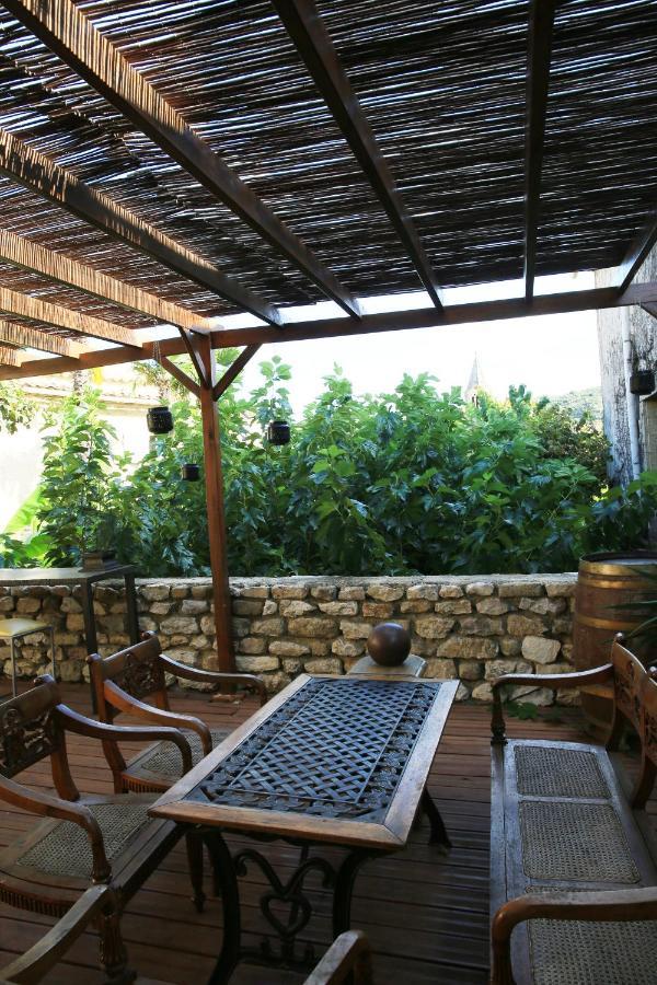 Le Castellas Hotel & Spa - Teritoria Collias Exterior foto